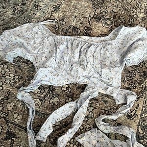 Small blue flower crop top